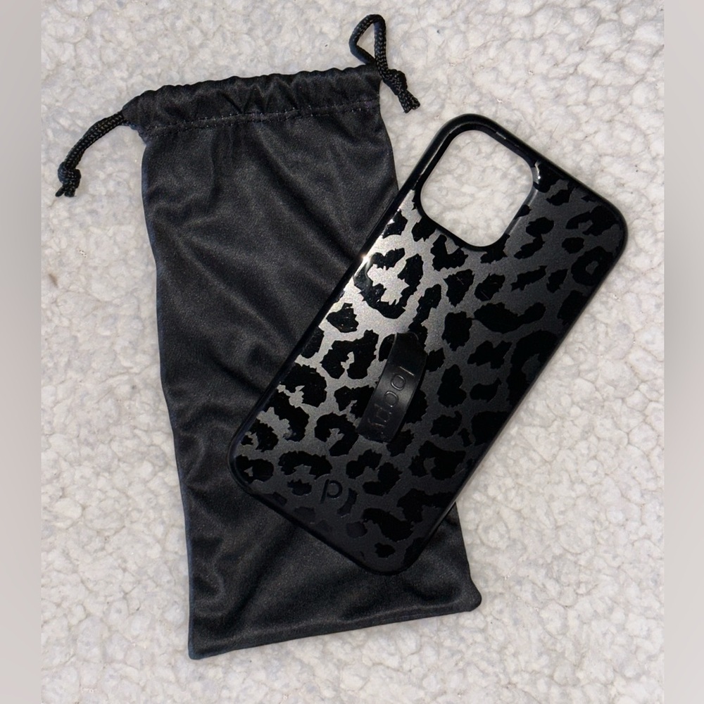 iPhone 12 Pro Loopy Case